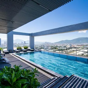 **** Hotel Luxtery & Vietnam